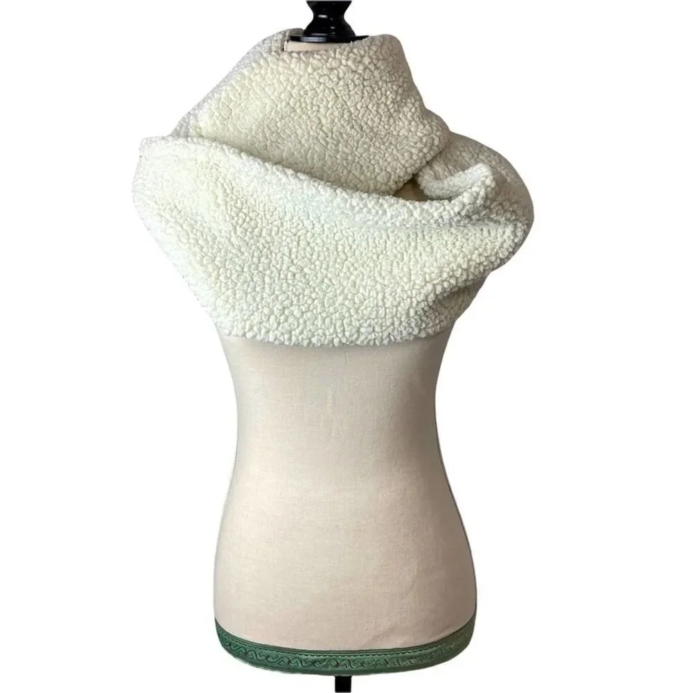 BDG Solid White Ivory Sheep Soft infinity Heavyweight Scarf one size